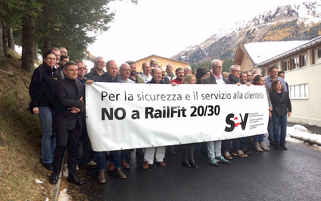 Contro il programma di risparmio delle FFS, a favore della sicurezza e del servizio alla clientela!