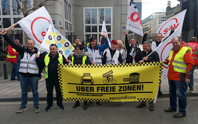 Der SEV, Syndicom und eine Delegation von Fairlog haben am Mittwoch in Brüssel im Rahmen der Aktionswoche Fair Transport in Brüssel demonstriert.