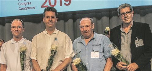 Die Mitglieder der Gesch&auml;ftspr&uuml;fungskommission, die sich nicht zur Wiederwahl stellten, werden verdankt: Rolf Feier, Fritz Aebi, Werner Graf und Kurt W&uuml;ger (von links nach rechts).