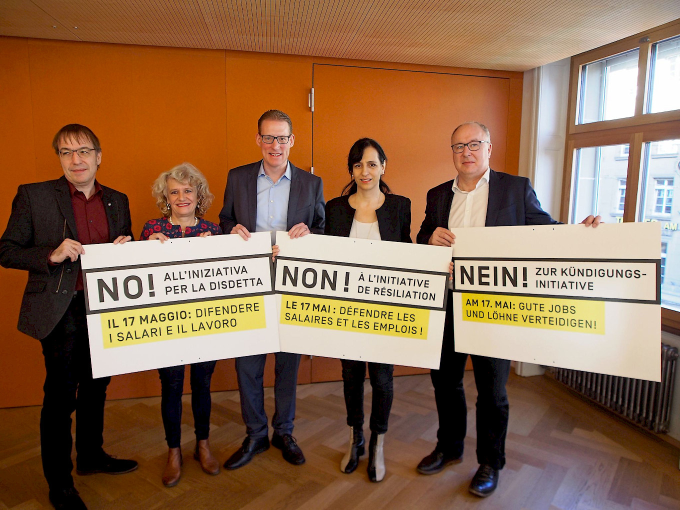 Präsentieren die Kampagne (v.l.): Arno Kerst, Katharina Prelicz-Huber, Adrian Wüthrich, Vania Alleva und Pierre-Yves Maillard