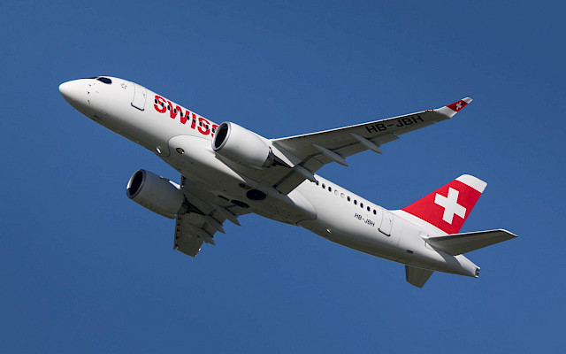 Die Finanzzahlen der Swiss steigen wieder, aber die Löhne des Bodenpersonals sollen sinken... (Foto: ©Swiss)