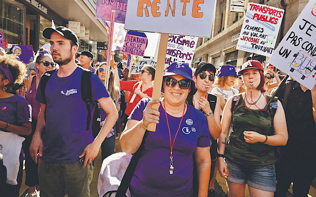 Lausanne. Une belle délégation tl et CFF parmi les 40'000 manifestant-e-s.