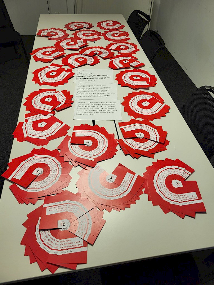 The more than 400 red cards in the Swiss HQ in Kloten.