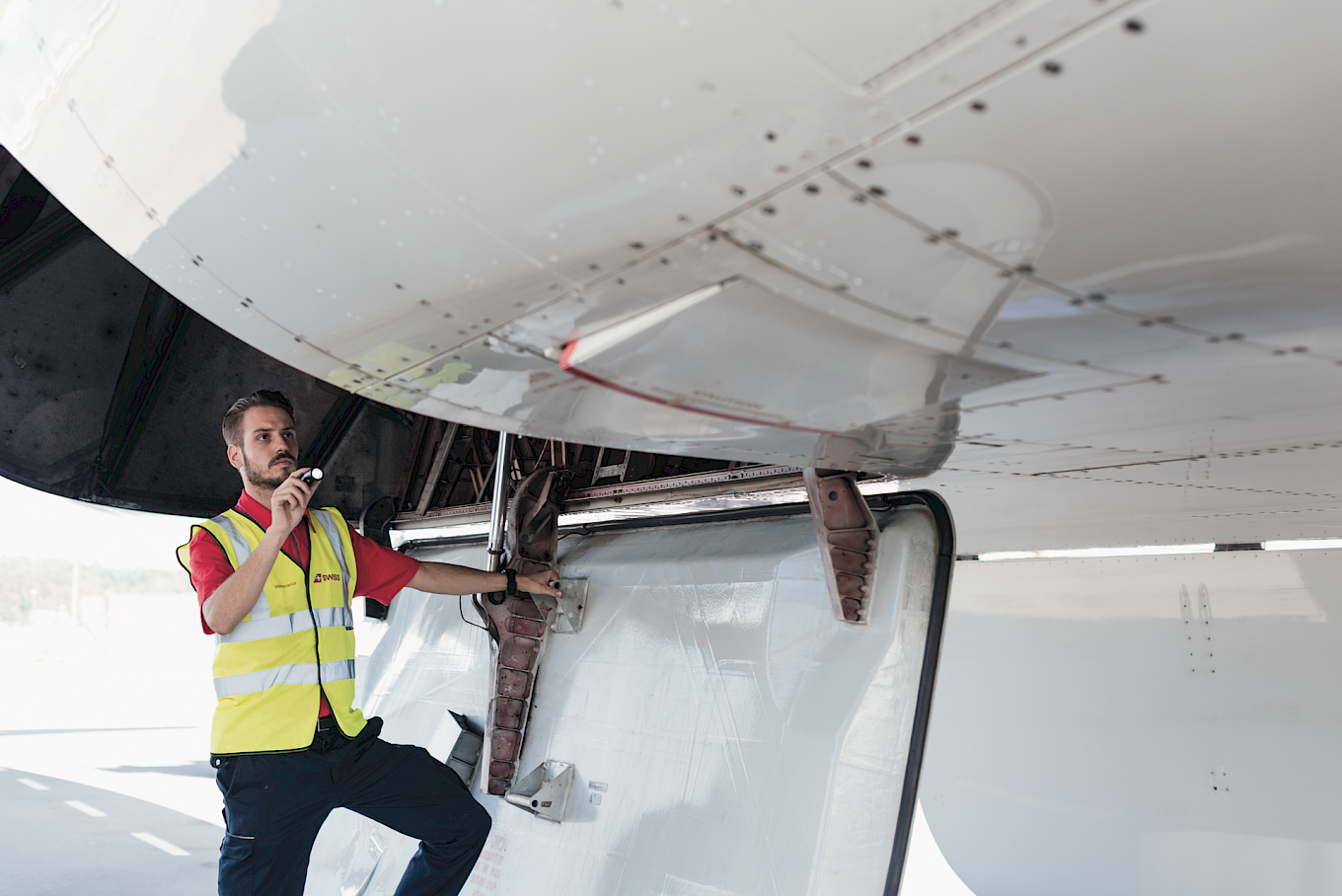 SEV-GATA fordert insbesondere spürbare Zeiterleichterungen bei den Arbeiten am Flugzeug. © Swiss International Air Lines