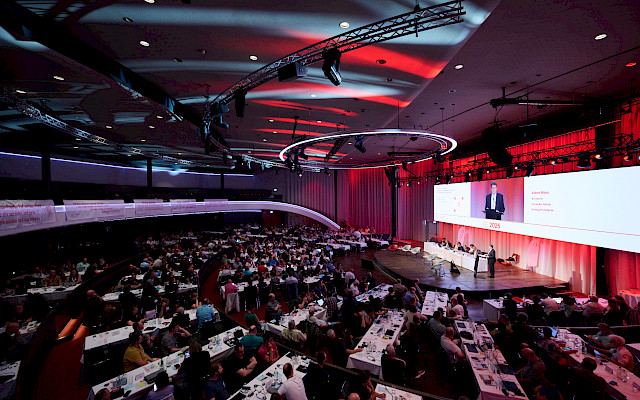 Kongress 2025: Den öV weiterentwickeln, aber nicht auf Kosten des Personals