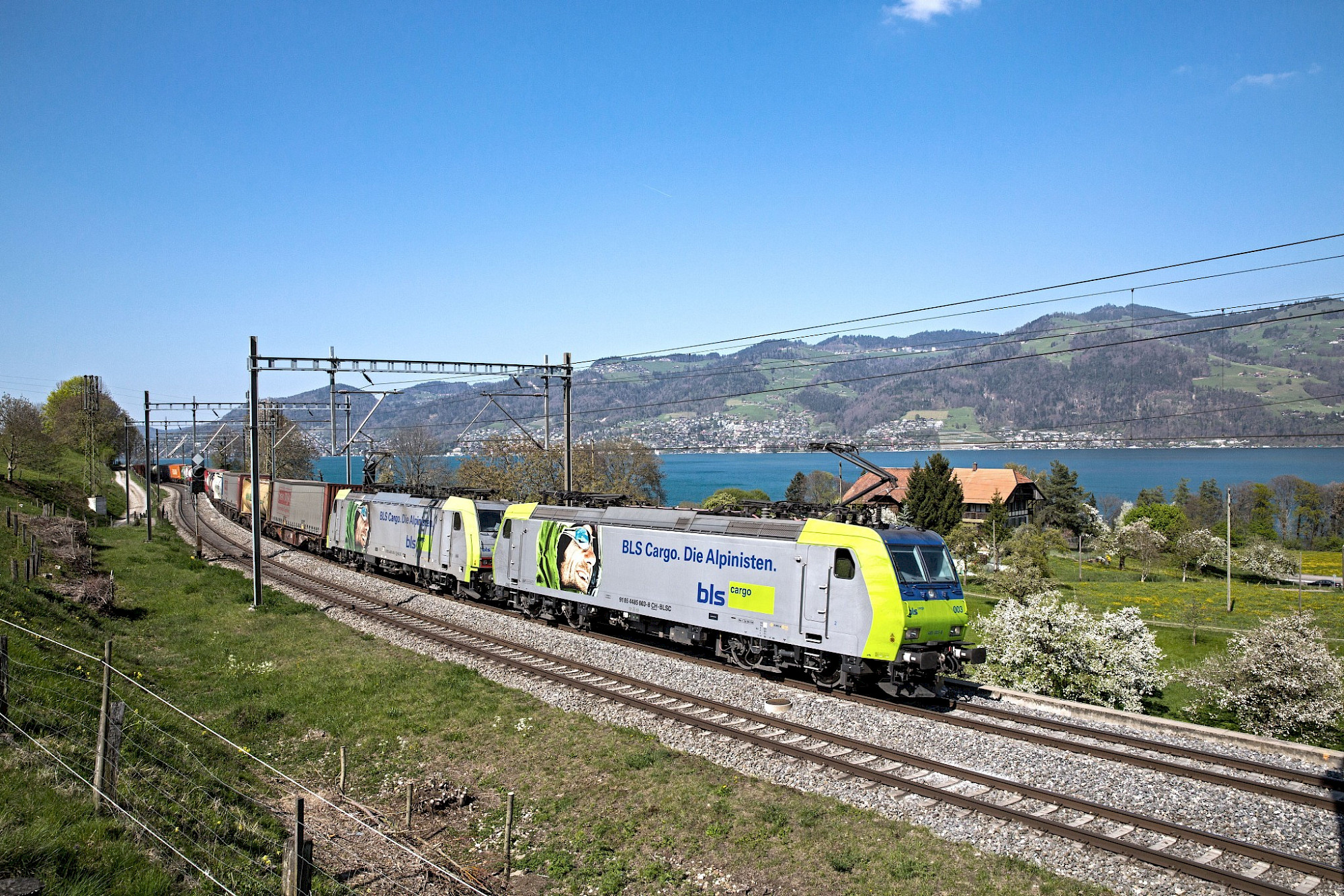 Für den SEV ist klar: Eine Stärkung des Schienengüterverkehrs wird nur mit dem Personal gelingen. Gute Arbeitsbedingungen, ausreichende Qualifikationen und hohe Sicherheitsstandards sind zentrale Voraussetzungen für einen zuverlässigen Bahnbetrieb. © BLS