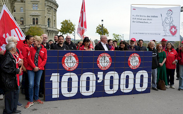Mehr als 100'000 Unterschriften gegen den Lohn-Angriff
